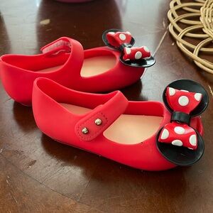 Minnie Mouse Toddler shoes size 7